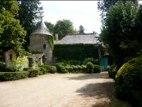 Entrance court yard